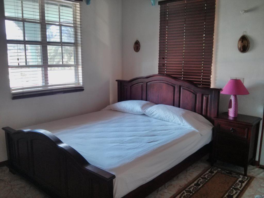 Mainroad Suite Calibishie Εξωτερικό φωτογραφία